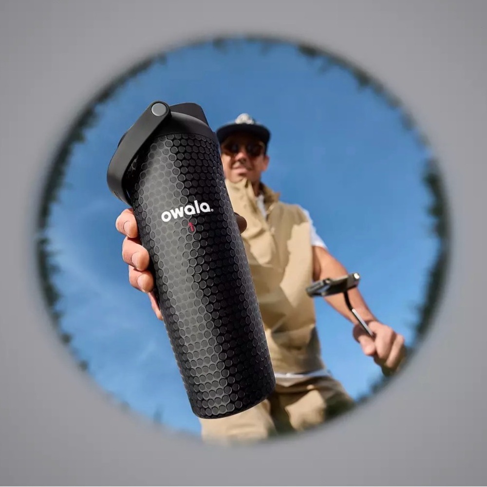 Owala 30 oz. FreeSip Sway Golf Travel Tumbler - Black - Picture 3 of 6